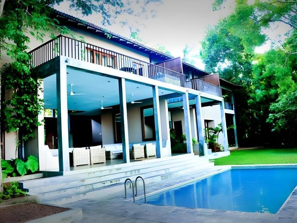Roman Lake Ayurveda Boutique Resort Ahungalla Kültér fotó