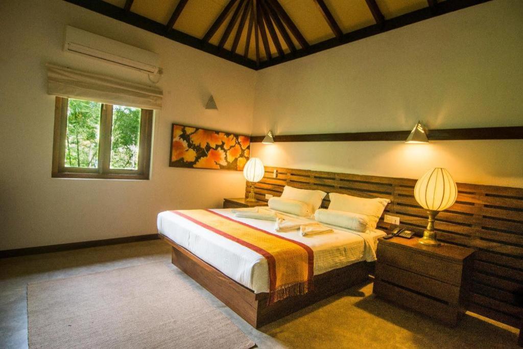 Roman Lake Ayurveda Boutique Resort Ahungalla Kültér fotó