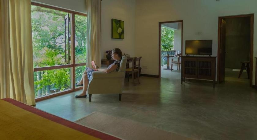 Roman Lake Ayurveda Boutique Resort Ahungalla Kültér fotó